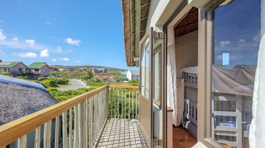 6 Bedroom Property for Sale in Suiderstrand Western Cape